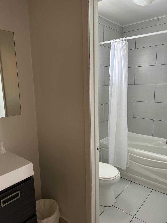 Motel Complexe Dix80 à Mont-Laurier Extérieur photo